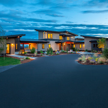 Mountain-Modern Ranch Barn, House & Casita on Rabbit Hill