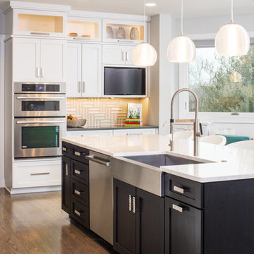West Omaha Eat-In Kitchen