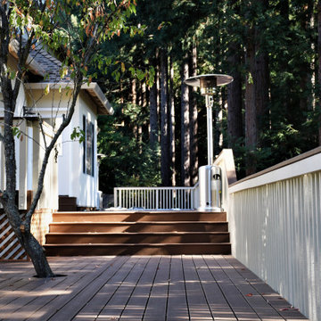 Taryn Ct Deck