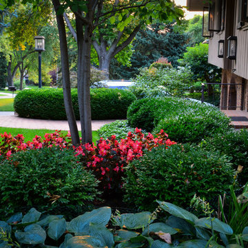 Shady frontyard Sanctuary Natural Stone Edging