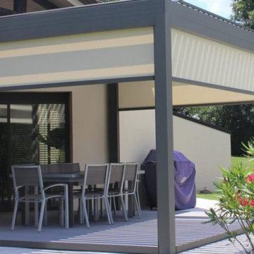 Azenco R-SHADE™ Pergola with Integrated Privacy Screens