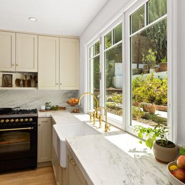 Passthrough Bi-fold Window