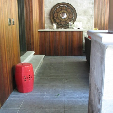 Old Forest Hill Rd. Grotto