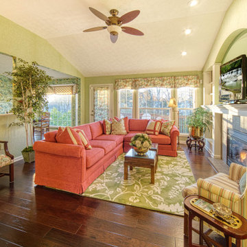 Classic, Colorful & Cozy Living