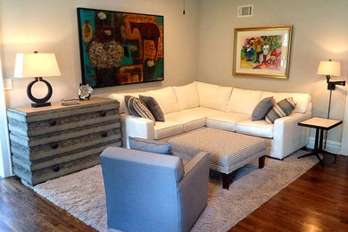 Living room - small transitional living room idea in Other