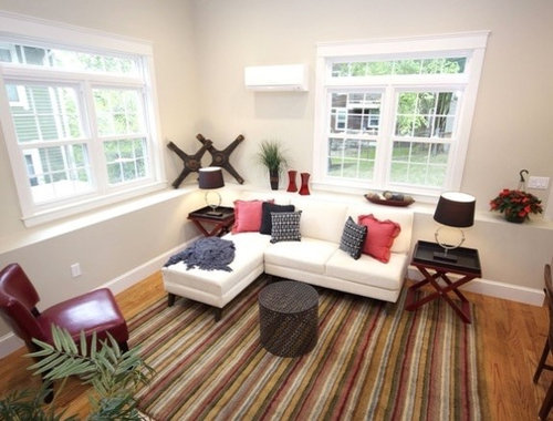 Living Room/ Diningroom Combo (Small Space)- Need Ideal For A Table!