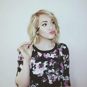 Genevieve Tuenge's photo