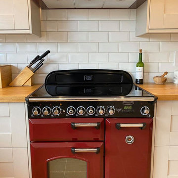 Inviting Country Kitchen with Oak Worktops