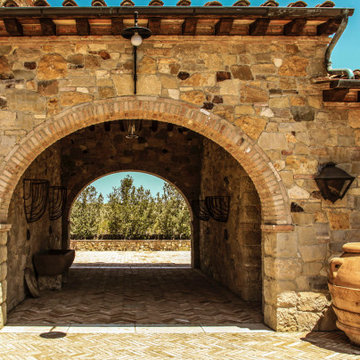 Old World Style Veneer Stone