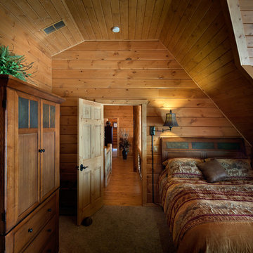 Waupaca Chain Round Lake Log Home