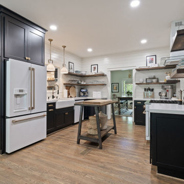 1950 River Way Drive