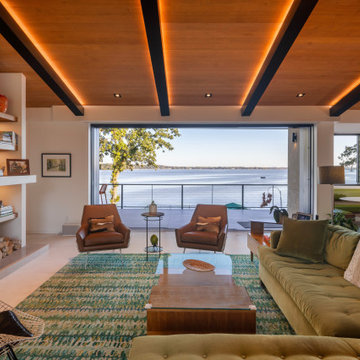 MCM Lake House