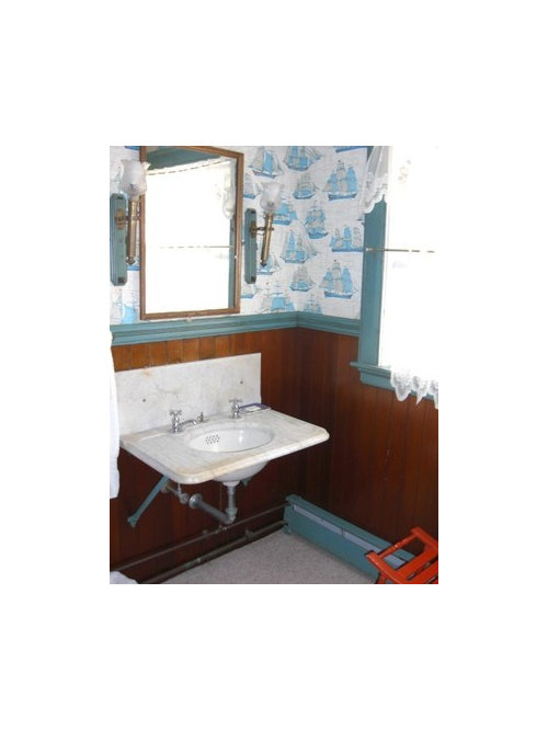 Claw Foot Tub Romantic Or Old Fashioned