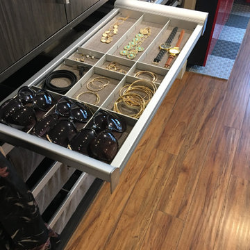 Custom Closet Organizers