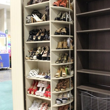 The Revolving Closet Organizer