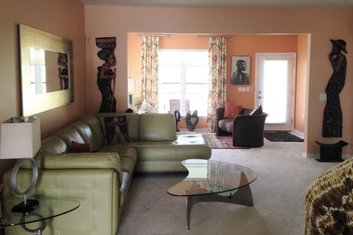 Living room photo in Raleigh