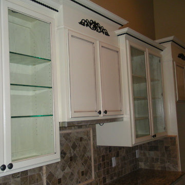 W; Phoenix white with glaze , island upgrade