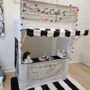 Children's Fantasy Playroom/Bedroom