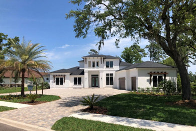 Example of a beach style exterior home design in Jacksonville