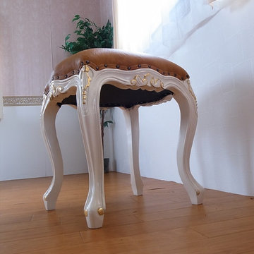 アンティーク調輸入家具（アイボリーwithゴールド枠）展示イメージ