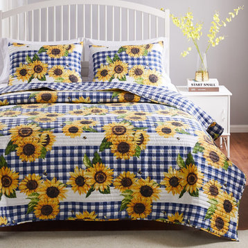 Barefoot Bungalow Sunflower Quilt and Pillow Sham Set, Gold Full/Queen