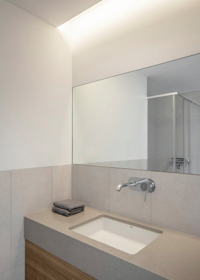 Moderno Cuarto de baño by CALMA estudio de arquitectura