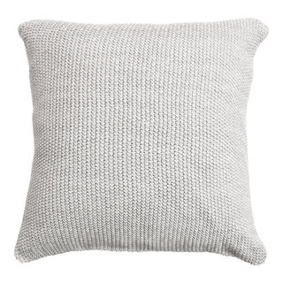 https://st.hzcdn.com/fimgs/a3f130680d00233a_6060-w320-h320-b1-p10--contemporary-decorative-pillows.jpg