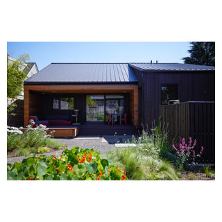 Richmond Residence - Deck - Portland - by Green Hammer
