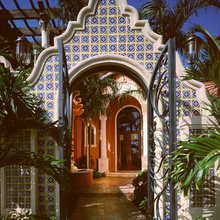 Annie Courtyard Gate