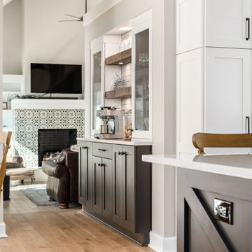 Spacious Kitchen and Dining Room in Powell, OH