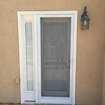 Swinging screen doors
