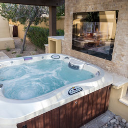 Backyard Spas - Hot Tubs