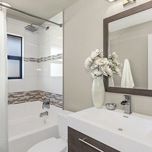 Powder Room (is inside the small office room)