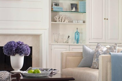Example of a classic living room design in New York