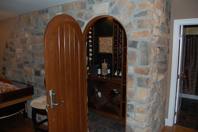Wine cellar - rustic wine cellar idea in Columbus