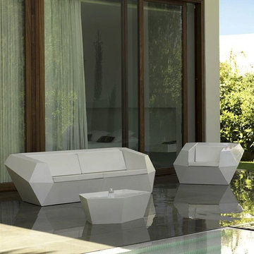 Faz Outdoor Sofa and Lounge Chair