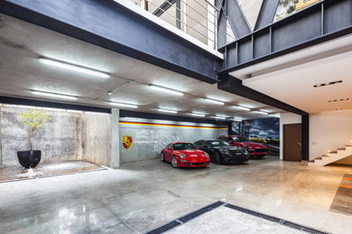 Inspiration for a garage remodel in Miami
