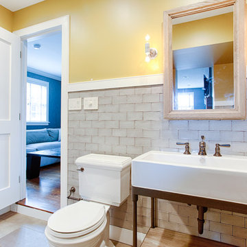 Center City Philadelphia Row Home Bathroom