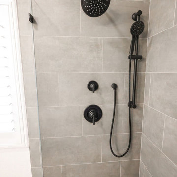Master Bathroom - Blue Tranquil