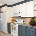 Franklin Ave. - Traditional - Kitchen - Chicago - by KitchenLab Design