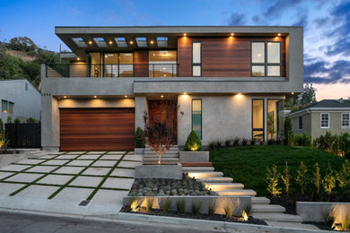Inspiration for a modern home design remodel in Los Angeles