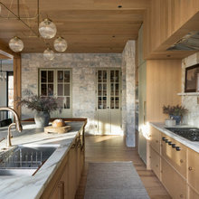 Houzz Tour: An Elegant, Earthy Ranch House for a Retired Couple