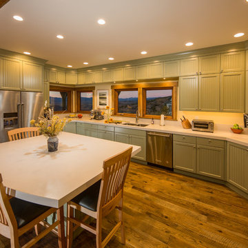 Overlooking the Valley Mountain Home