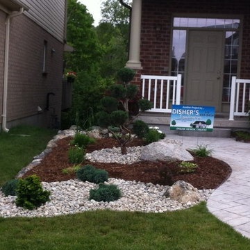 Asian inspired front garden