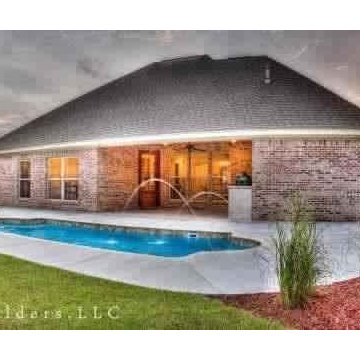 Fiberglass pool with deck jets