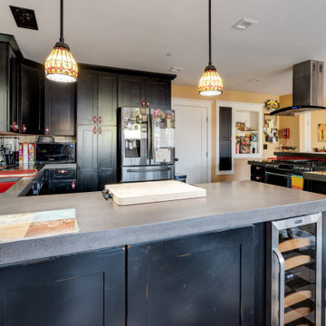 246 W Hillsdale