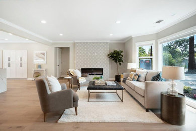 Example of a living room design in Philadelphia