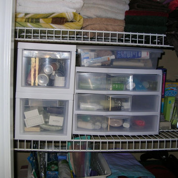 Linen closet organizing