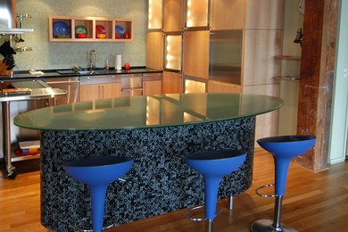 Example of a trendy kitchen design in Wilmington