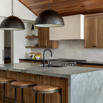 Custom Quartersawn White Oak Cabinets